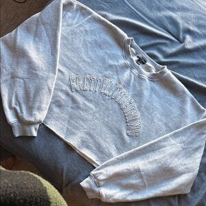 Pretty Little Thing cropped crewneck